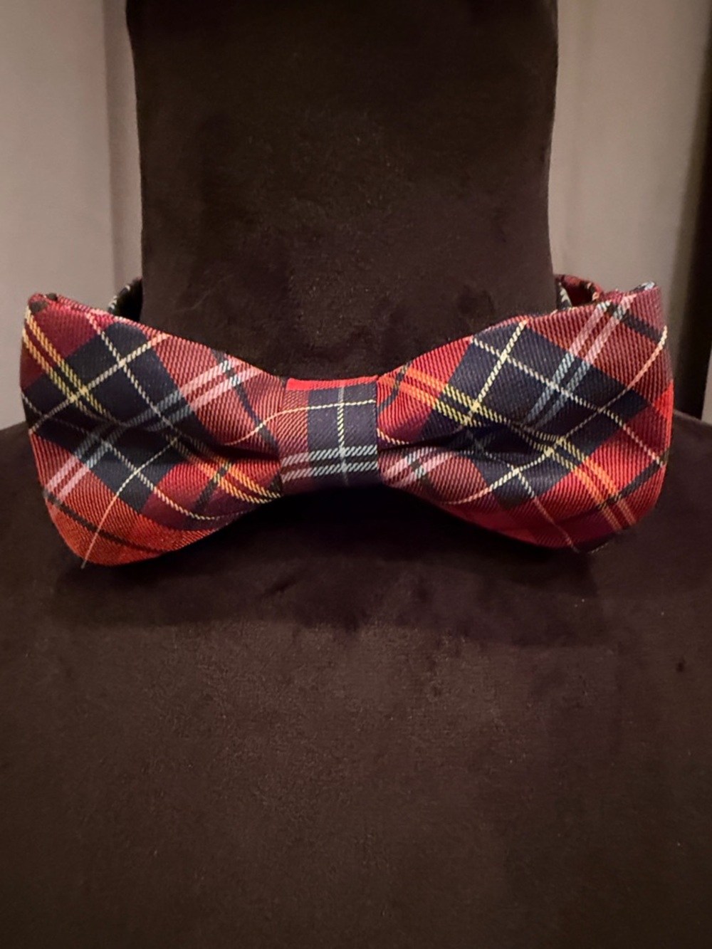 BRAND NEW! Tartan Plaid Adjustable Bow Tie - Red & Navy
